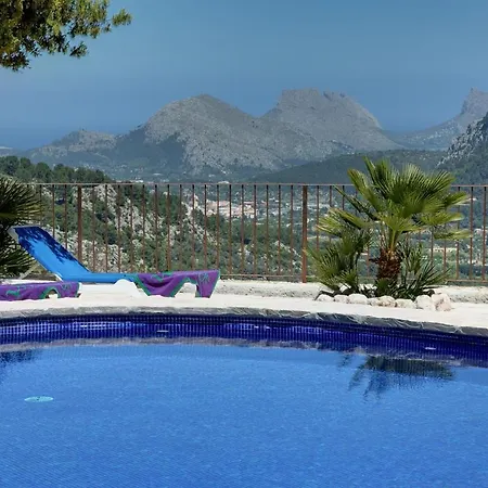 Villa Sleeps 4 Pool Air Con Wifi *