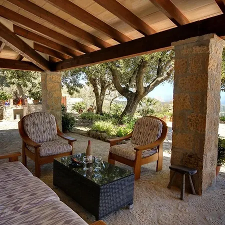Sleeps 4 Pool Air Con Wifi * Pollenca
