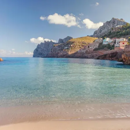 Villa Sleeps 4 Pool Air Con Wifi Pollenca