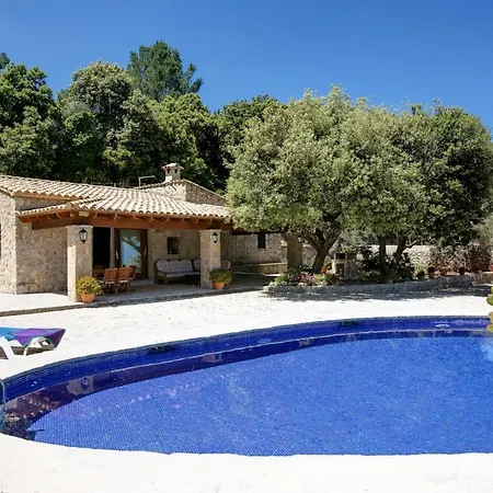 Villa Sleeps 4 Pool Air Con Wifi Pollenca